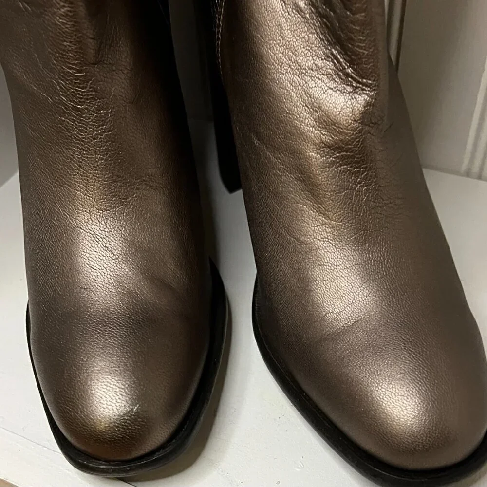 Free People Grayson Women's Leather Knee High Boots with Block Heel in Bronze 39